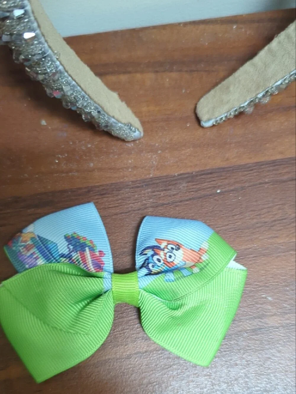 Kids Hair Bundle Three Headbands And Two Bluey Bows